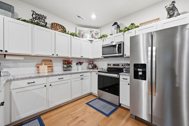337 N Woodstone St, Derby, KS 67037