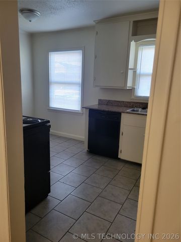 3506 S Jamestown Avenue, Tulsa, OK 74135