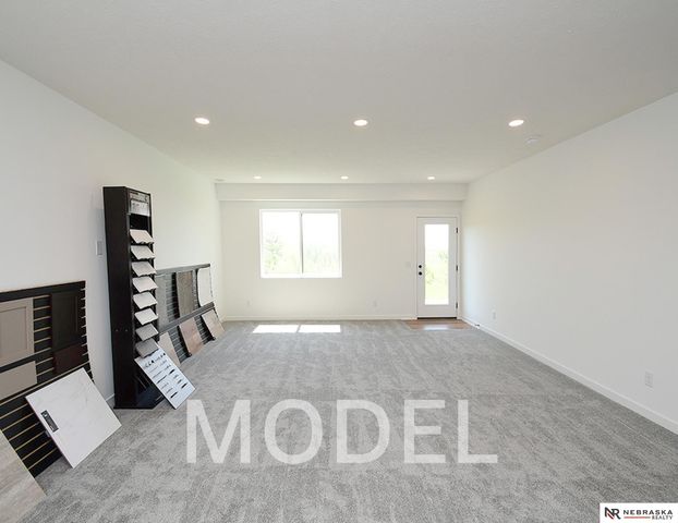 14803 Willow Street, Bennington, NE 68007