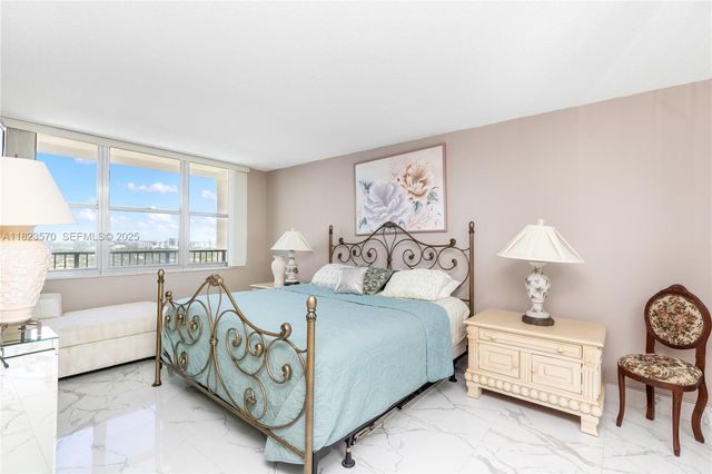 2101 S Ocean Drive 2707, Hollywood, FL 33019