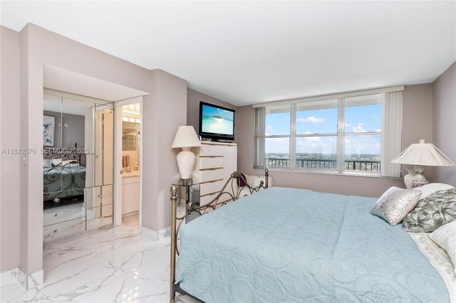 2101 S Ocean Drive 2707, Hollywood, FL 33019