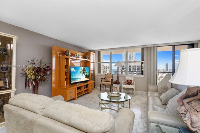 2101 S Ocean Drive 2707, Hollywood, FL 33019