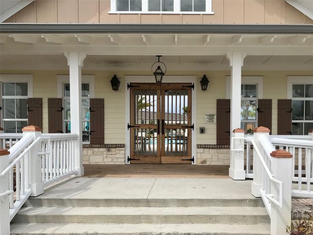 18672 NOBLE CASPIAN DRIVE, Lutz, FL 33558