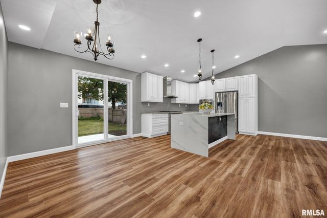 2738 W MILLBROOK Court, Peoria, IL 61615