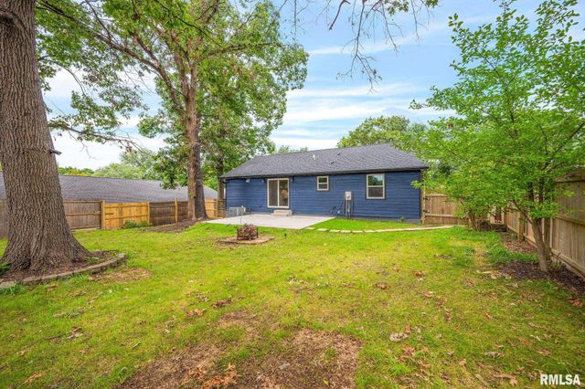 2738 W MILLBROOK Court, Peoria, IL 61615