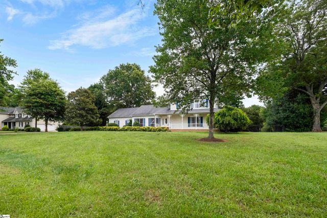 104 Wren Crossing Court, Easley, SC 29642