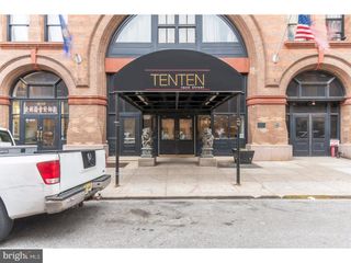 1010 Race St Apt 7J, Philadelphia, PA 19107