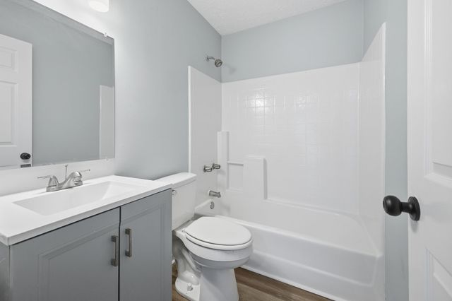 2208 Oak Barrel Ln, Antioch, TN 37013
