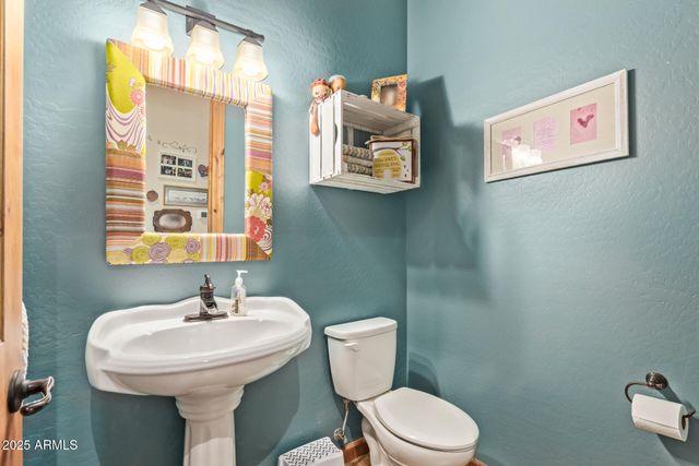 19528 W GEORGIA Avenue, Litchfield Park, AZ 85340