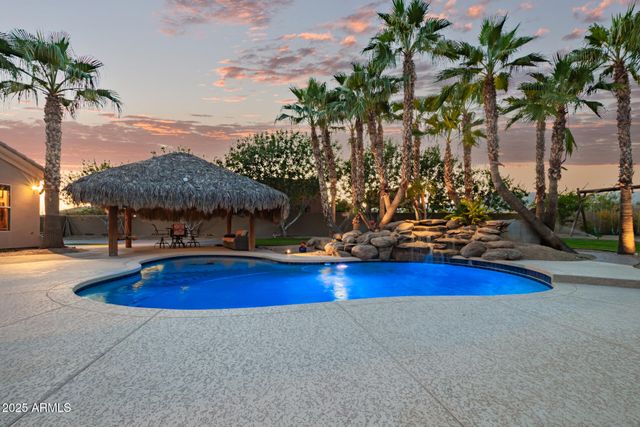 19528 W GEORGIA Avenue, Litchfield Park, AZ 85340