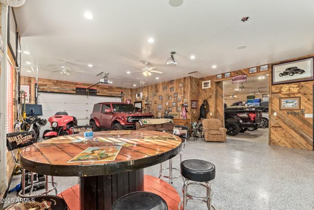 19528 W GEORGIA Avenue, Litchfield Park, AZ 85340