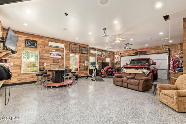 19528 W GEORGIA Avenue, Litchfield Park, AZ 85340