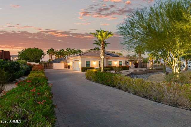 19528 W GEORGIA Avenue, Litchfield Park, AZ 85340