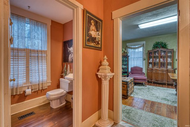 318 E Main Street, Newburgh, IN 47630