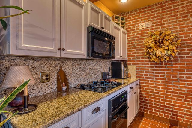 318 E Main Street, Newburgh, IN 47630