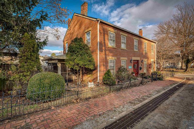 318 E Main Street, Newburgh, IN 47630