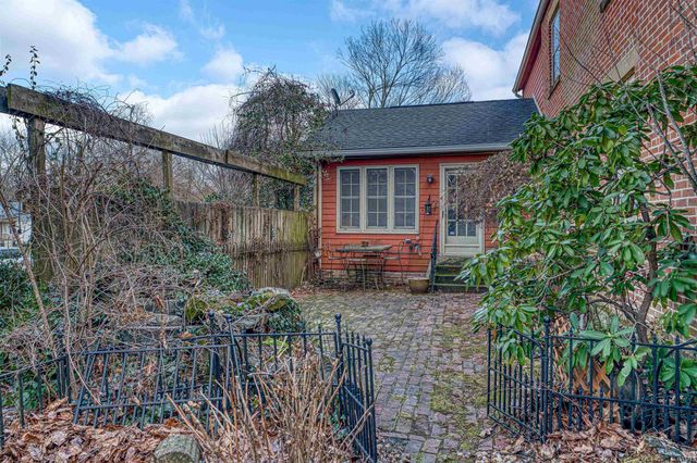 318 E Main Street, Newburgh, IN 47630