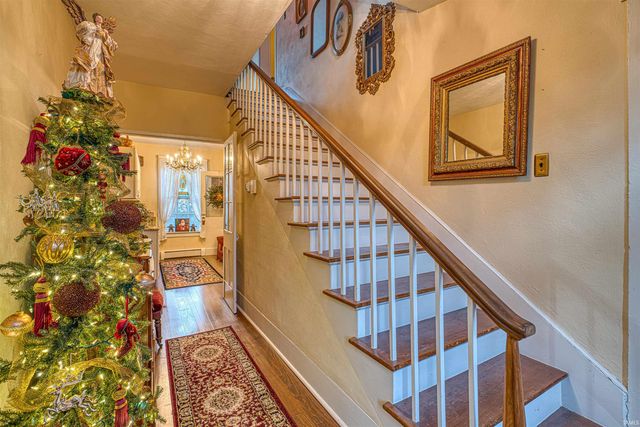 318 E Main Street, Newburgh, IN 47630