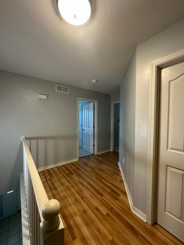 2302 WINDSTONE DR, Columbia, MO 65201