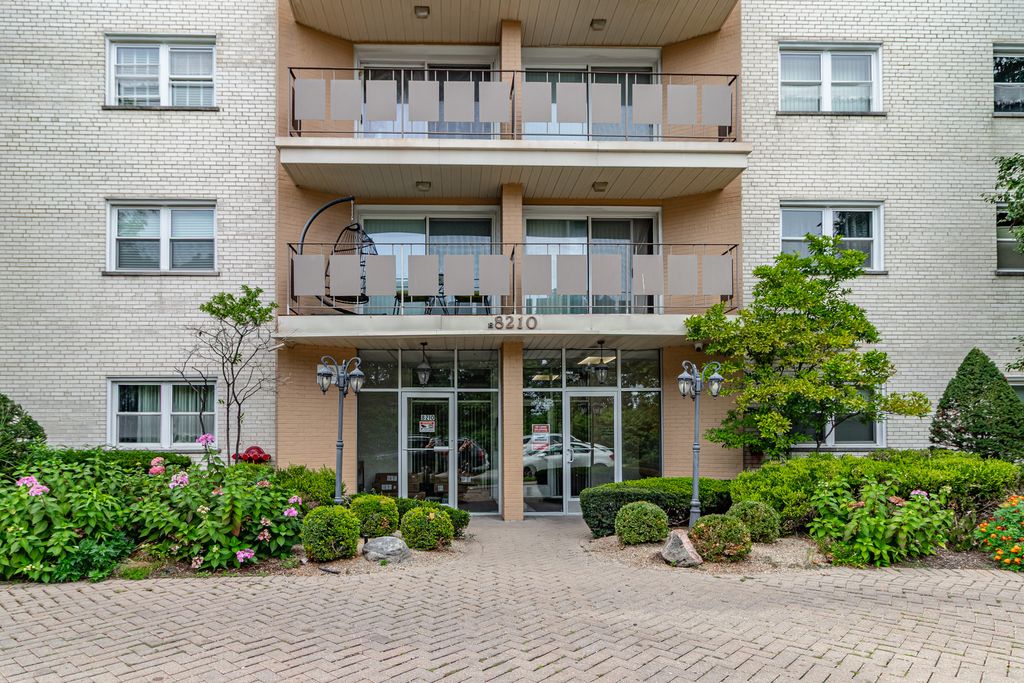 8210 ELMWOOD Street 314, Skokie, IL 60077 — photo 3
