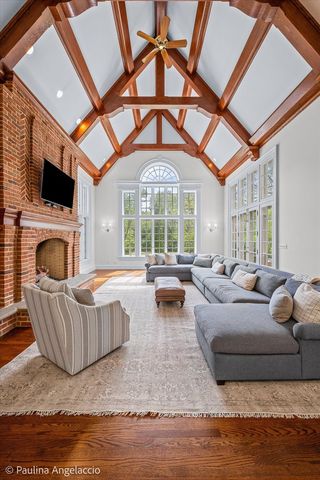 361 Ridge Road, Barrington Hills, IL 60010