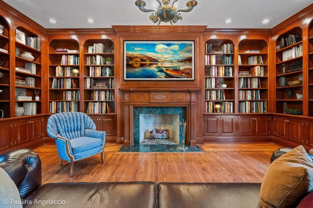 361 Ridge Road, Barrington Hills, IL 60010