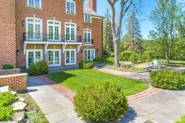 361 Ridge Road, Barrington Hills, IL 60010