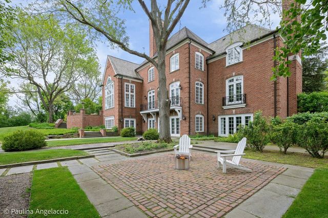 361 Ridge Road, Barrington Hills, IL 60010