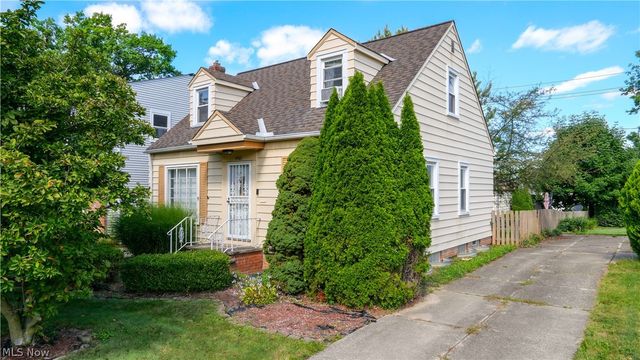 14611 Krems Avenue, Maple Heights, OH 44137
