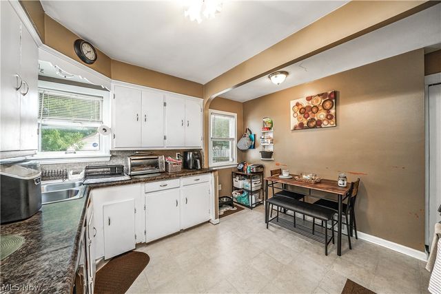 14611 Krems Avenue, Maple Heights, OH 44137