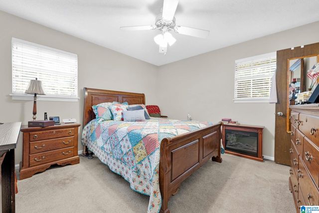 512 RAIN TREE LANE, Birmingham, AL 35217