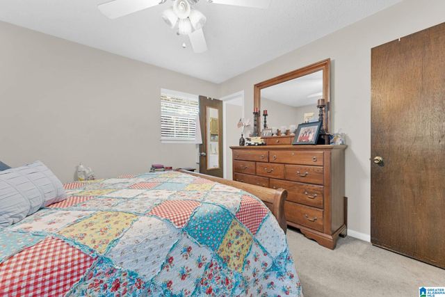 512 RAIN TREE LANE, Birmingham, AL 35217
