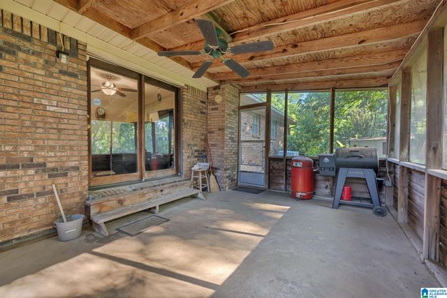 512 RAIN TREE LANE, Birmingham, AL 35217