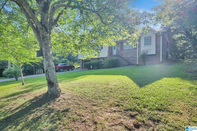 512 RAIN TREE LANE, Birmingham, AL 35217