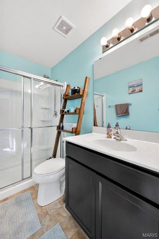 345 Charlestowne Place Drive, St Charles, MO 63301