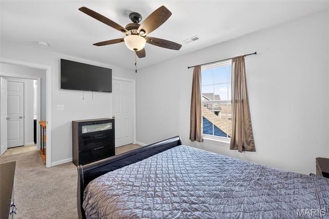 345 Charlestowne Place Drive, St Charles, MO 63301