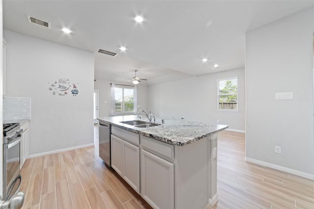 1804 Ithaca Grove Lane, Pearland, TX 77089