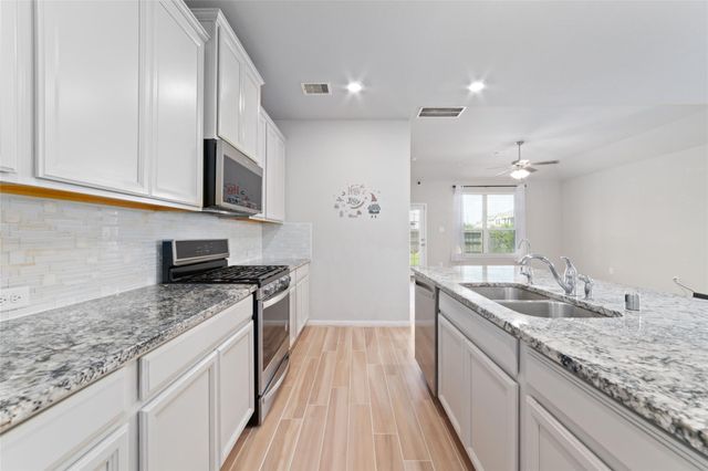 1804 Ithaca Grove Lane, Pearland, TX 77089