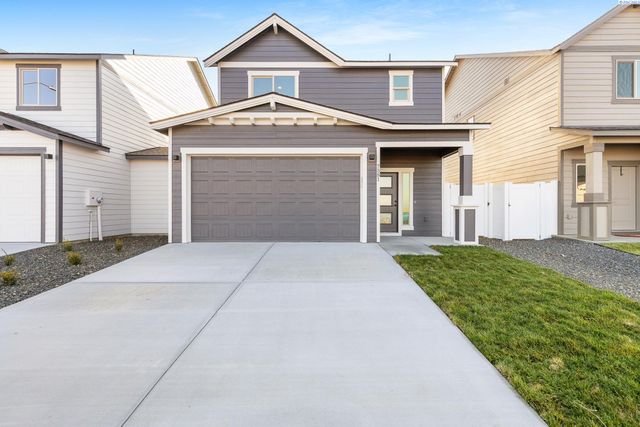7581 Grapevine Ct, West Richland, WA 99353