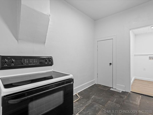 518 E 14th, Bartlesville, OK 74003