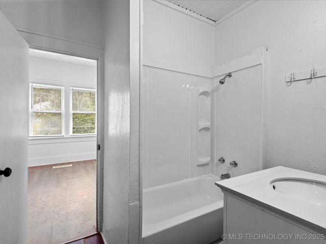 518 E 14th, Bartlesville, OK 74003