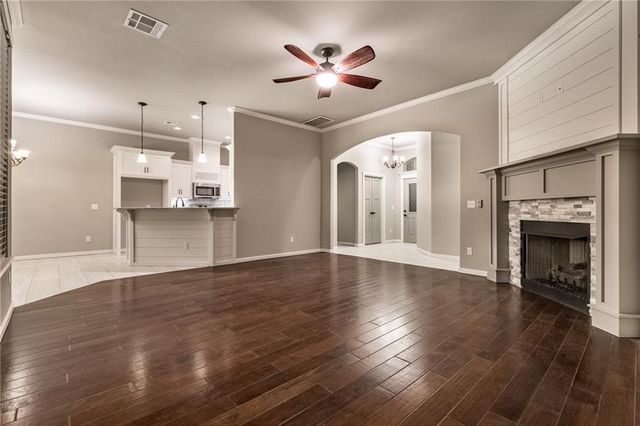 12036 SW 17th Street, Yukon, OK 73099