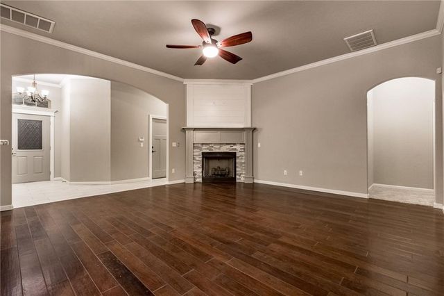 12036 SW 17th Street, Yukon, OK 73099