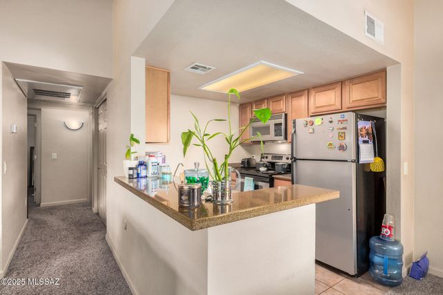 101 S Players Club Dr Apt 22201, Tucson, AZ 85745