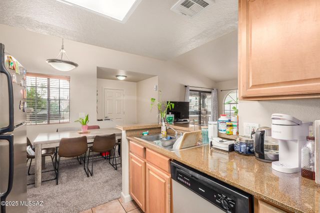 101 S Players Club Dr Apt 22201, Tucson, AZ 85745