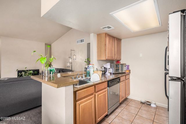 101 S Players Club Dr Apt 22201, Tucson, AZ 85745