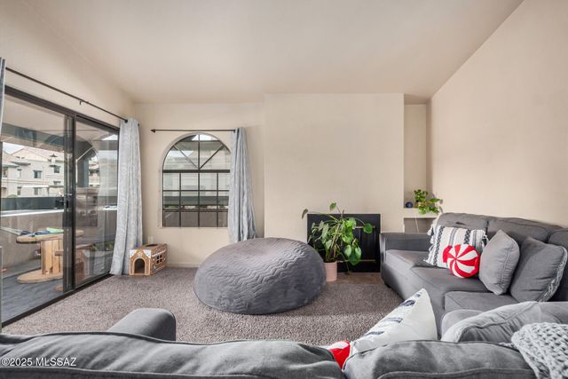 101 S Players Club Dr Apt 22201, Tucson, AZ 85745