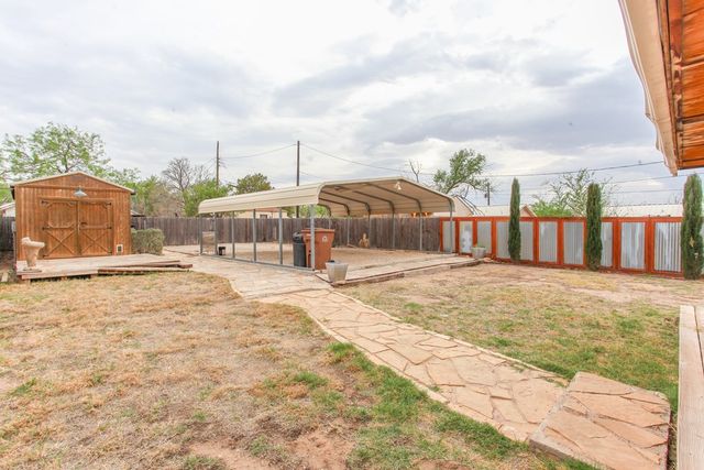 110 E 15th St, Big Spring, TX 79720