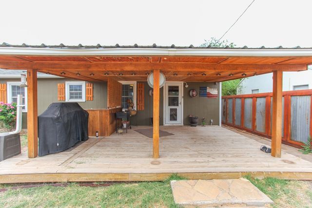 110 E 15th St, Big Spring, TX 79720