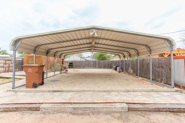 110 E 15th St, Big Spring, TX 79720